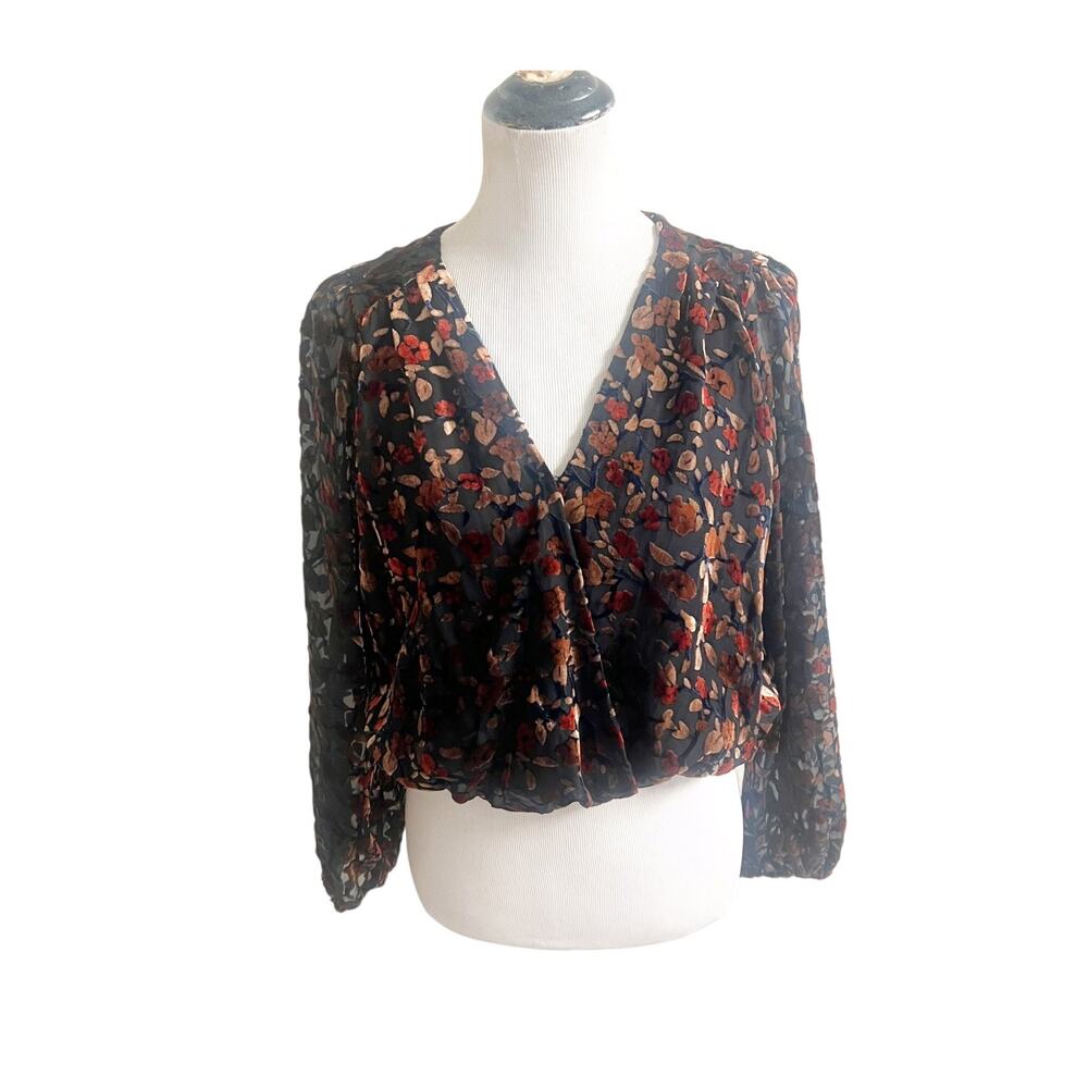 ASTR Burnout Velvet Cropped Faux Wrap Top Womens S Black Floral Viscose Elegant